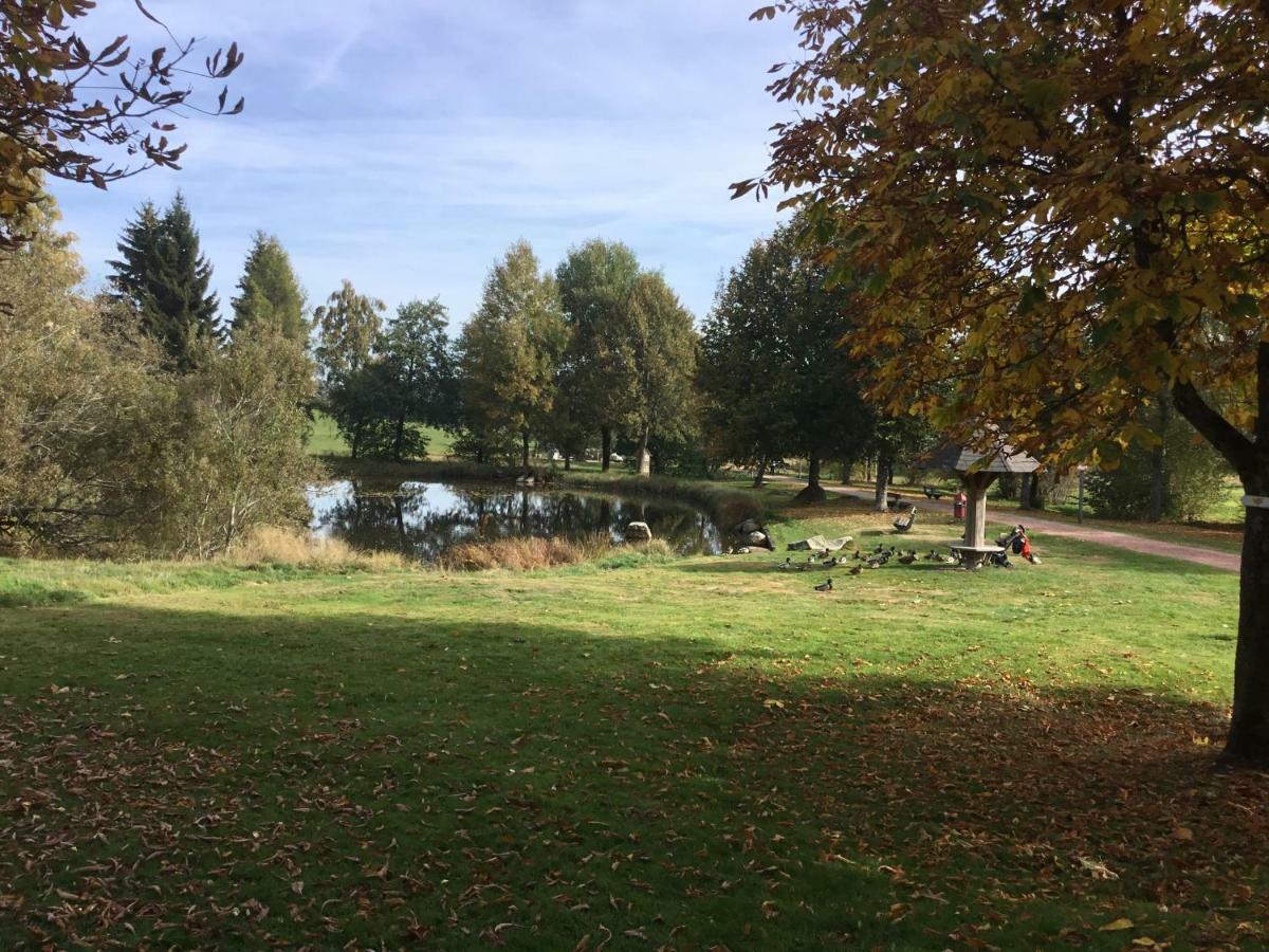 Gemuetliche 1Z Fewo In Schoenwald Mit Balkon, Schwimmbad, Sauna, Fitness Exteriör bild